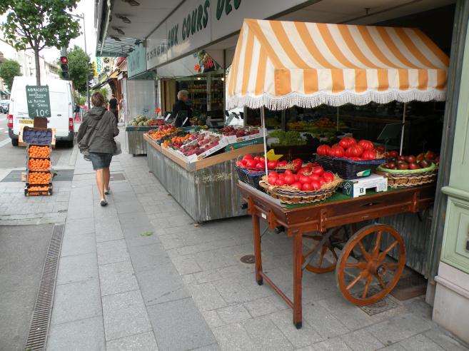  fruits et légumes, cours de Halles, Ste-Savine